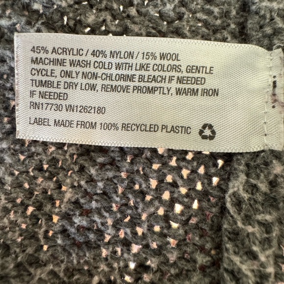 Universal Thread grey knitted cardigan sweater - Picture 4 of 4